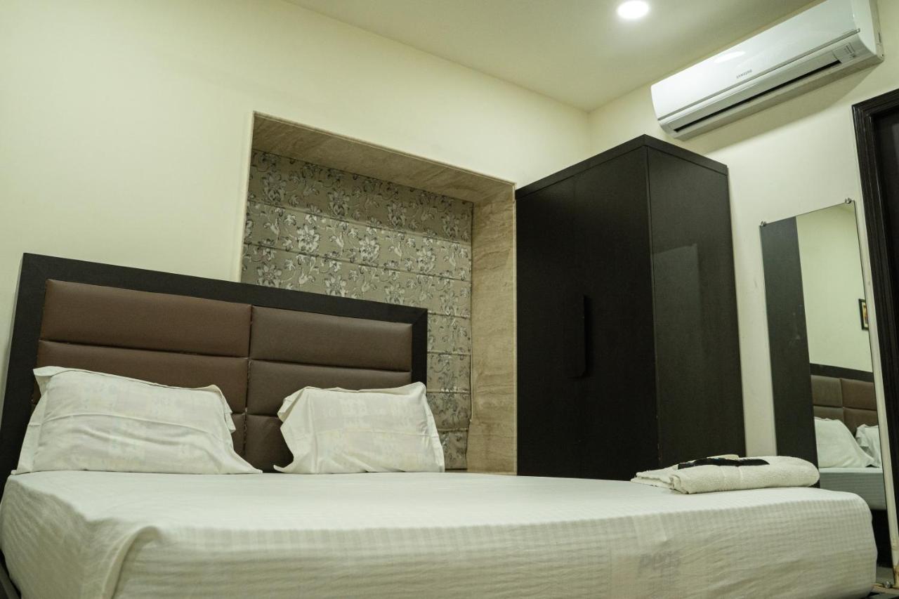 Nk7 Guest House Колката Екстер'єр фото